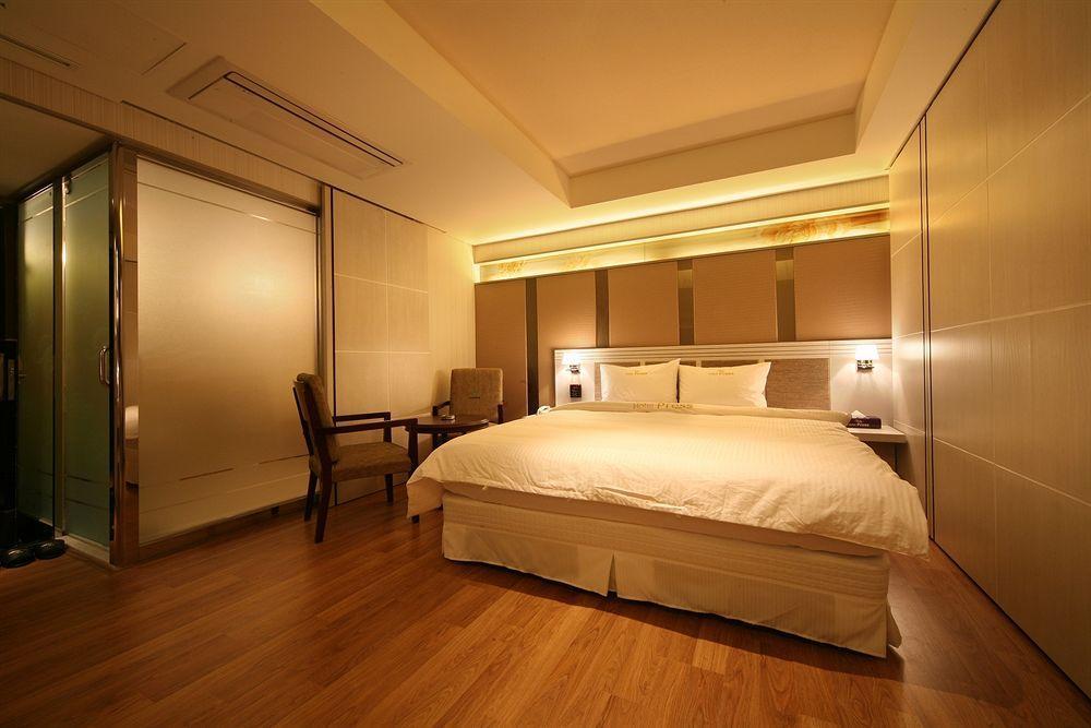 Press Hotel Пусан Экстерьер фото